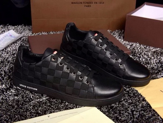 LV Fashion Casual Shoes Men--059